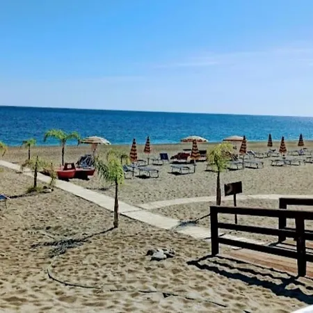 Apartment House Roches Noire Giardini Naxos